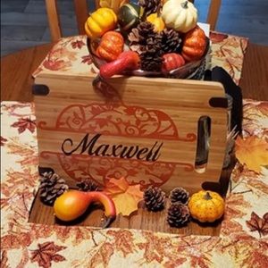 Cutting board with vinyl
